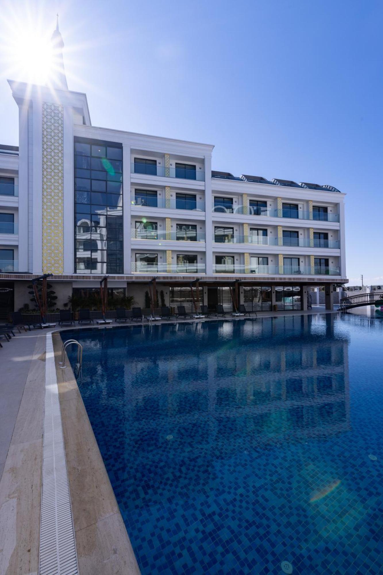 Belenli Resort Hotel Belek Exterior photo